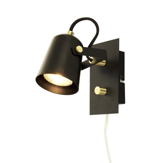 METZ vägglampa, svart/matt mässing
