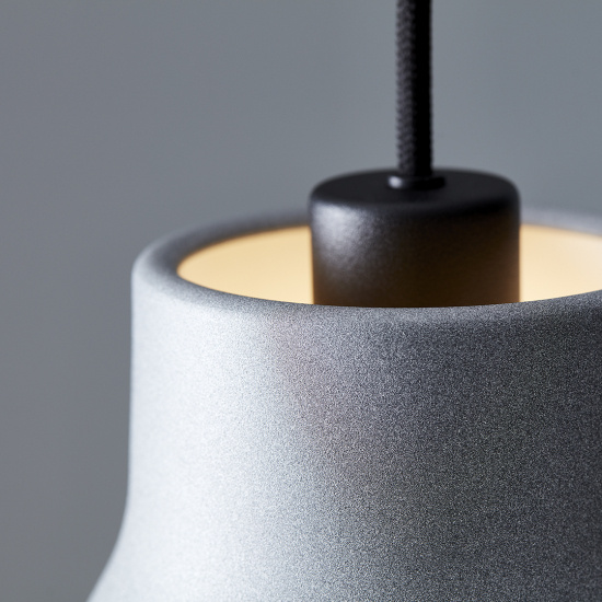 Gong pendel D250 betongstruktur/svartstruktur E27