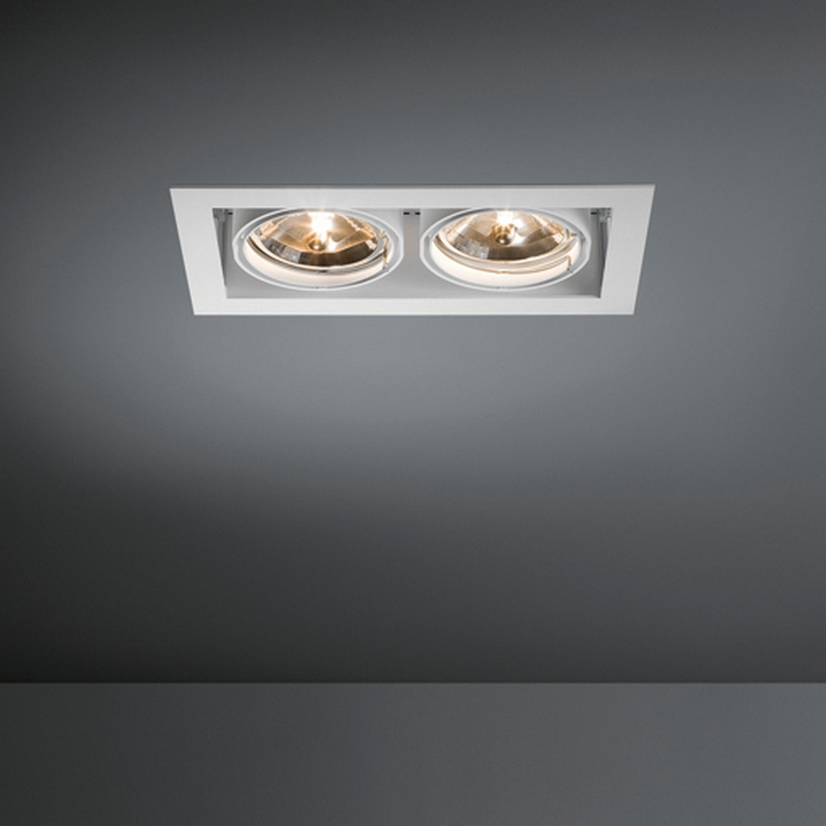 Multiple Recessed Adjustable AR111 2x DE White Structure