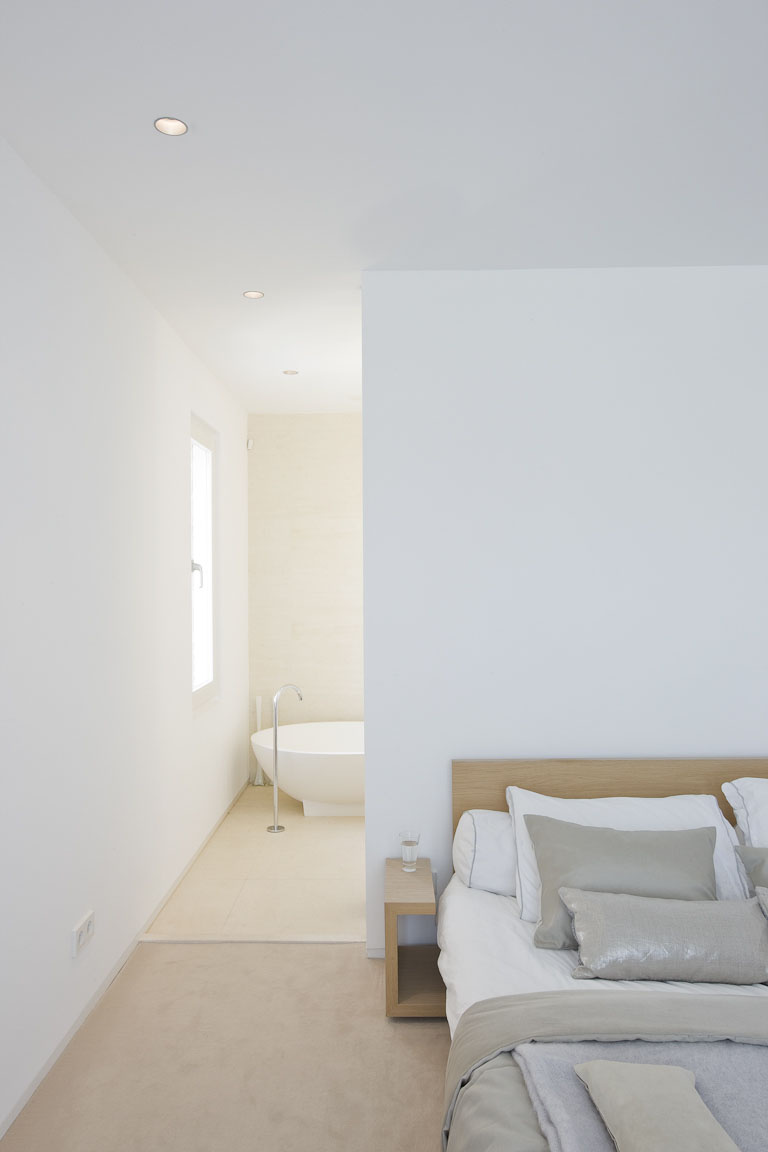 Lotis Round Recessed Adjustable 97 1x GU10 White Structure