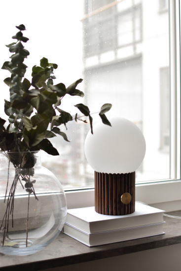 Bordslampa Hubble 15 Valn�t