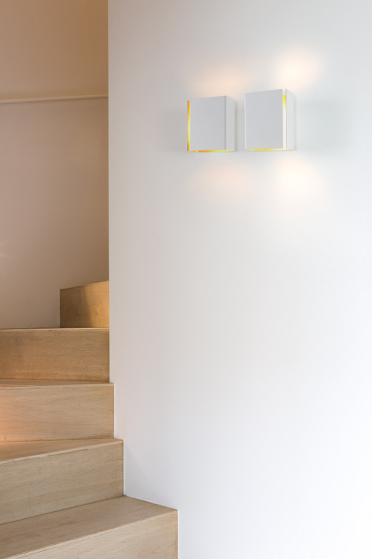 Split Wall Up/Down L 1x LED 2700K TE DI Black Structure - Gold Anodised