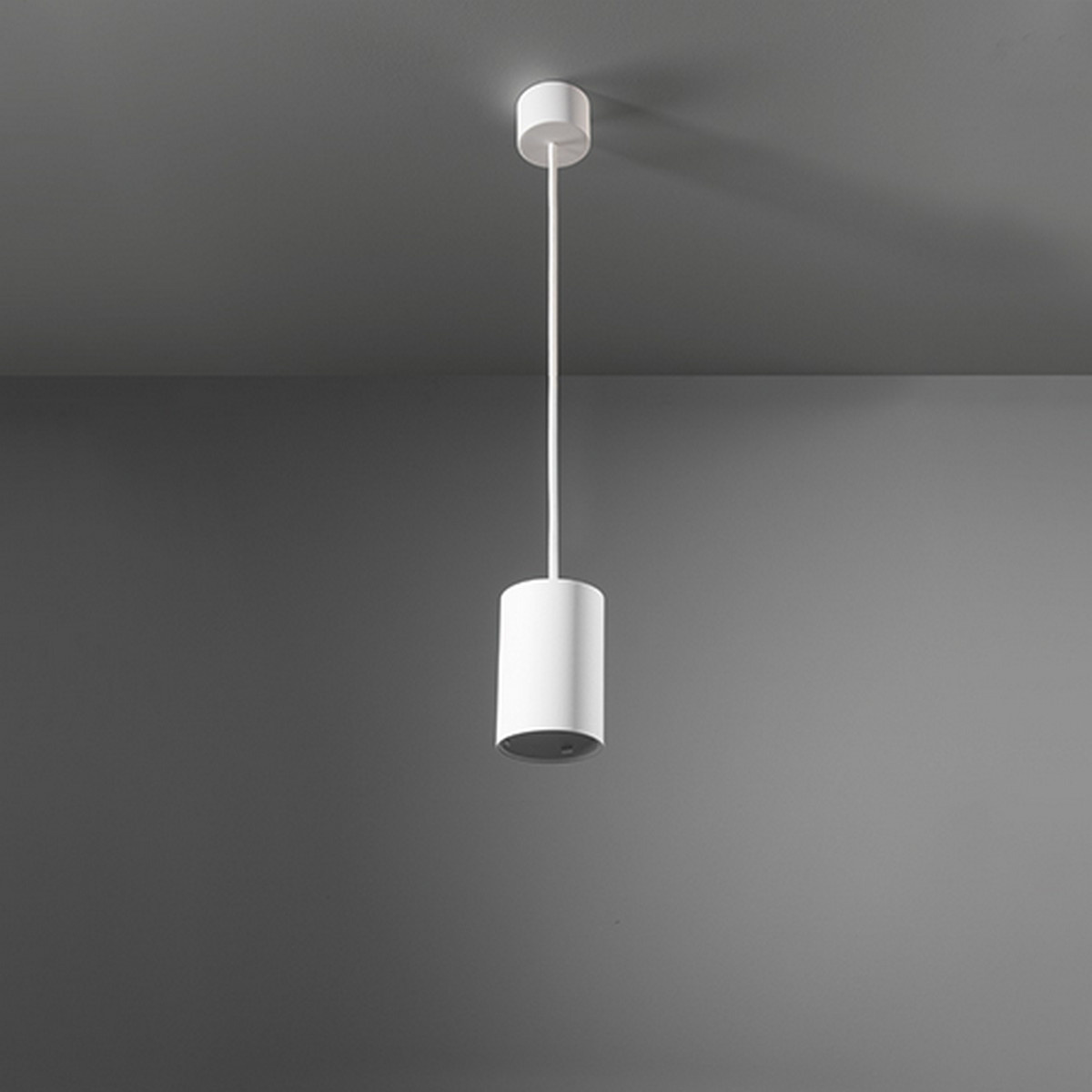 Smart Tube Suspended 82 L 1x Trailing Edge DI 500mA White Structure