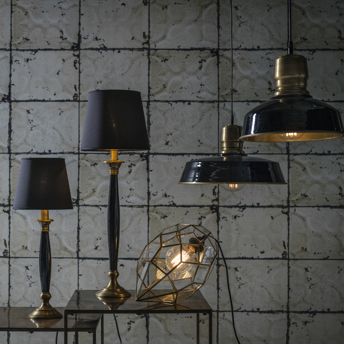 Madison Lampfot, Svart/Antikm�ss 56cm