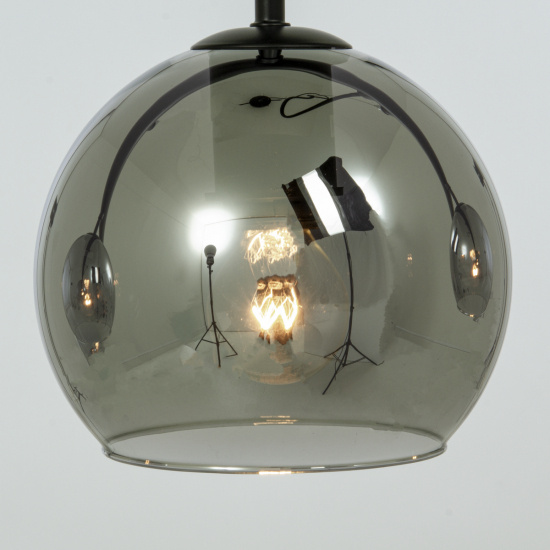 ATOM taklampa 5:a rak, svart/r�k