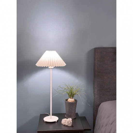 ESTER bordslampa h�g, vit
