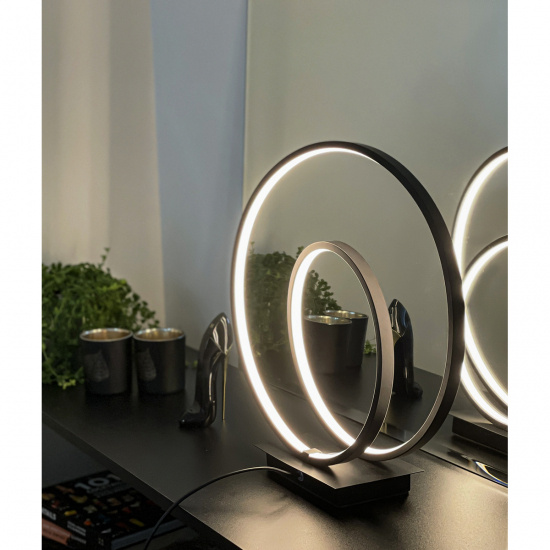 LOOP bordlampa, svart