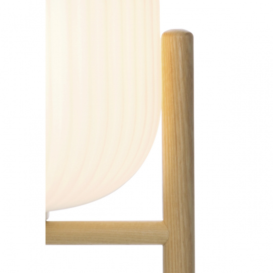 VINDA bordlampa, tr�/vit