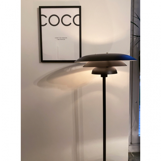 EPSILON golvlampa, svart