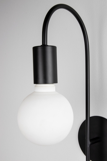 V�gglampa Grace Svart