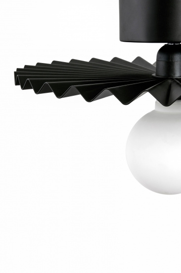 Plafond/v�gglampa Omega 35 Svart