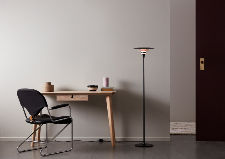 Diablo golvlampa D300 mattsvart/blankr�d D300 G9