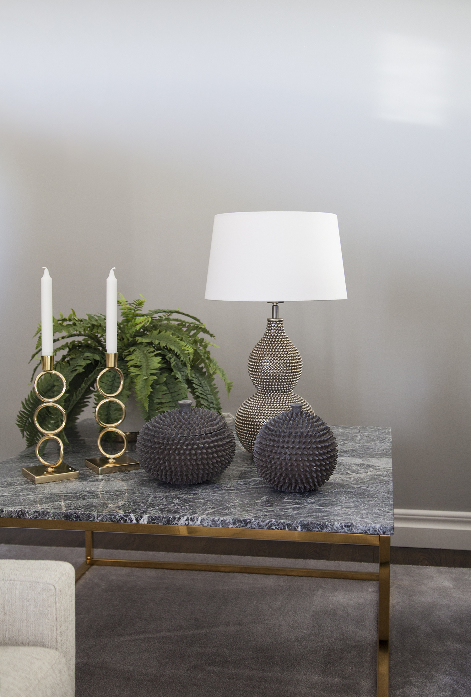 Lofty H55cm Satin/vit sk�rm