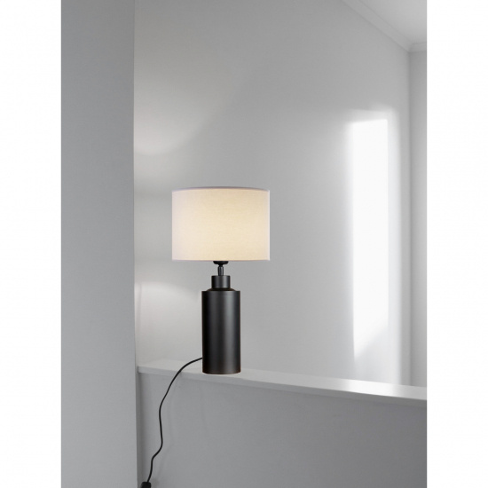 SOLO Bordlampa, Mattsvart, H=46, Inkl sk�rm