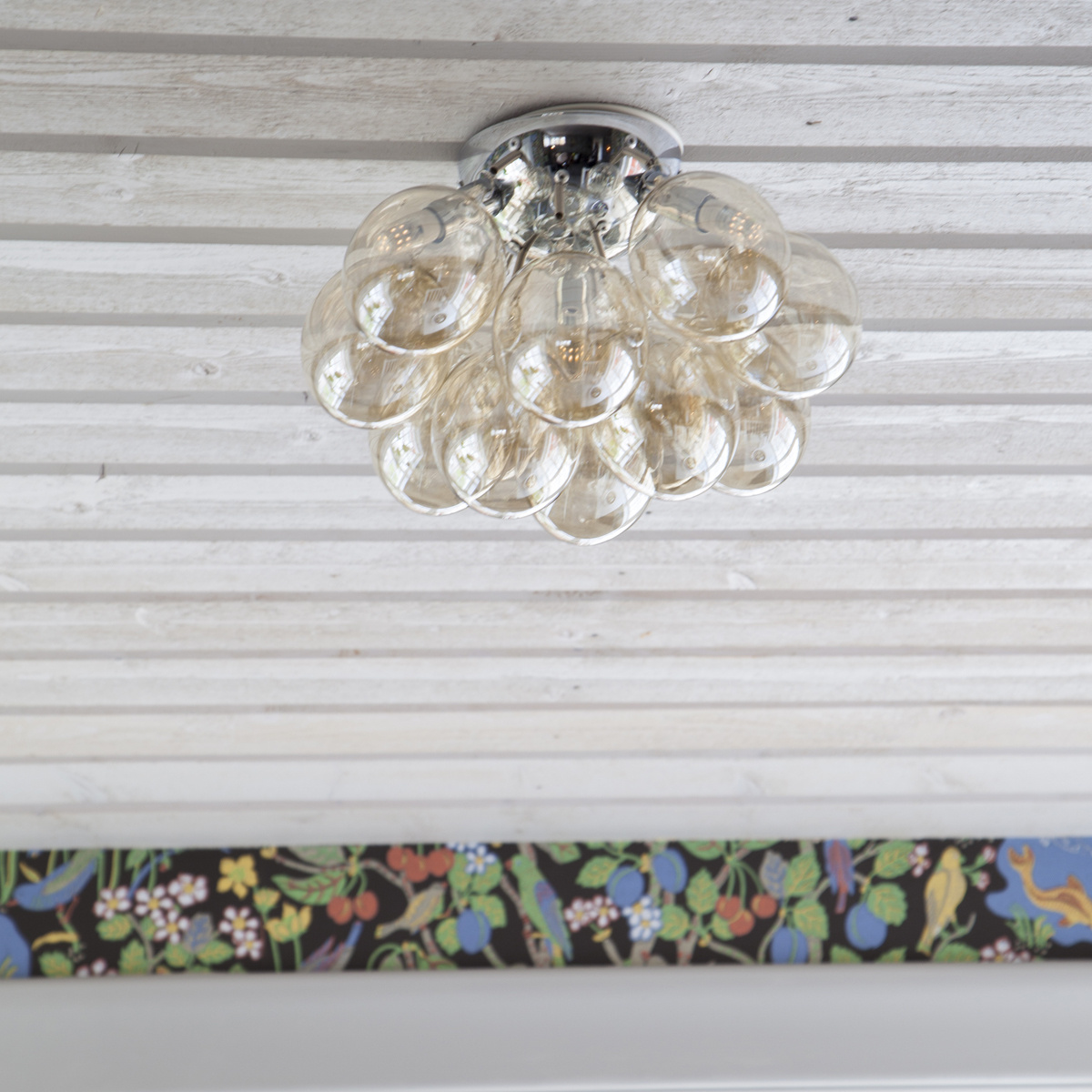 Gross plafond �30cm Amber