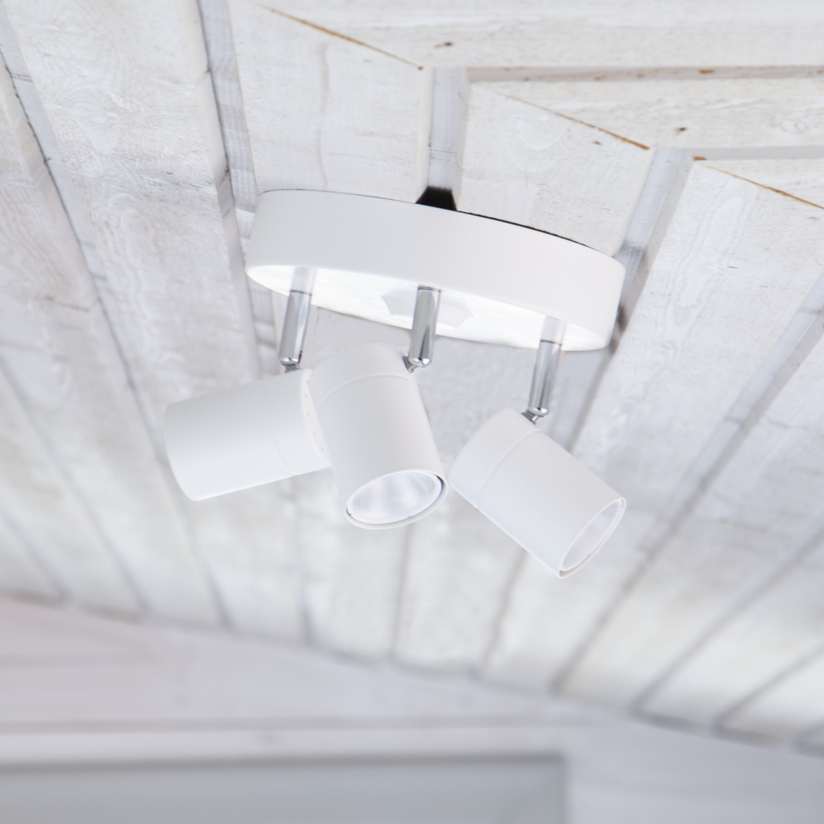 Correct takspot 3-l�g Svart matt