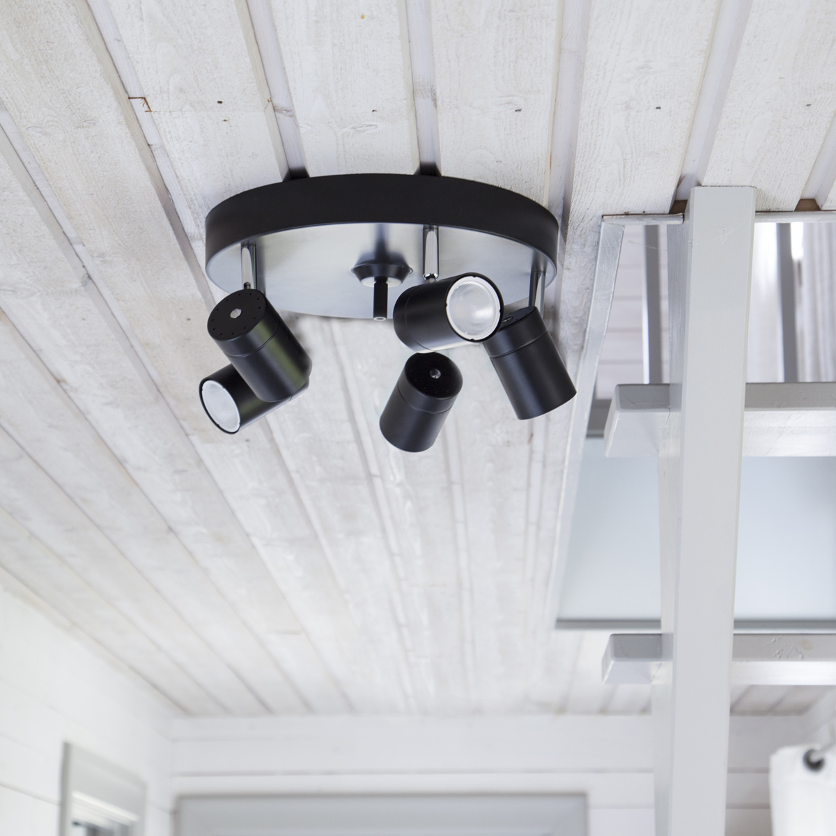 Correct takspot 5-l�g Svart matt