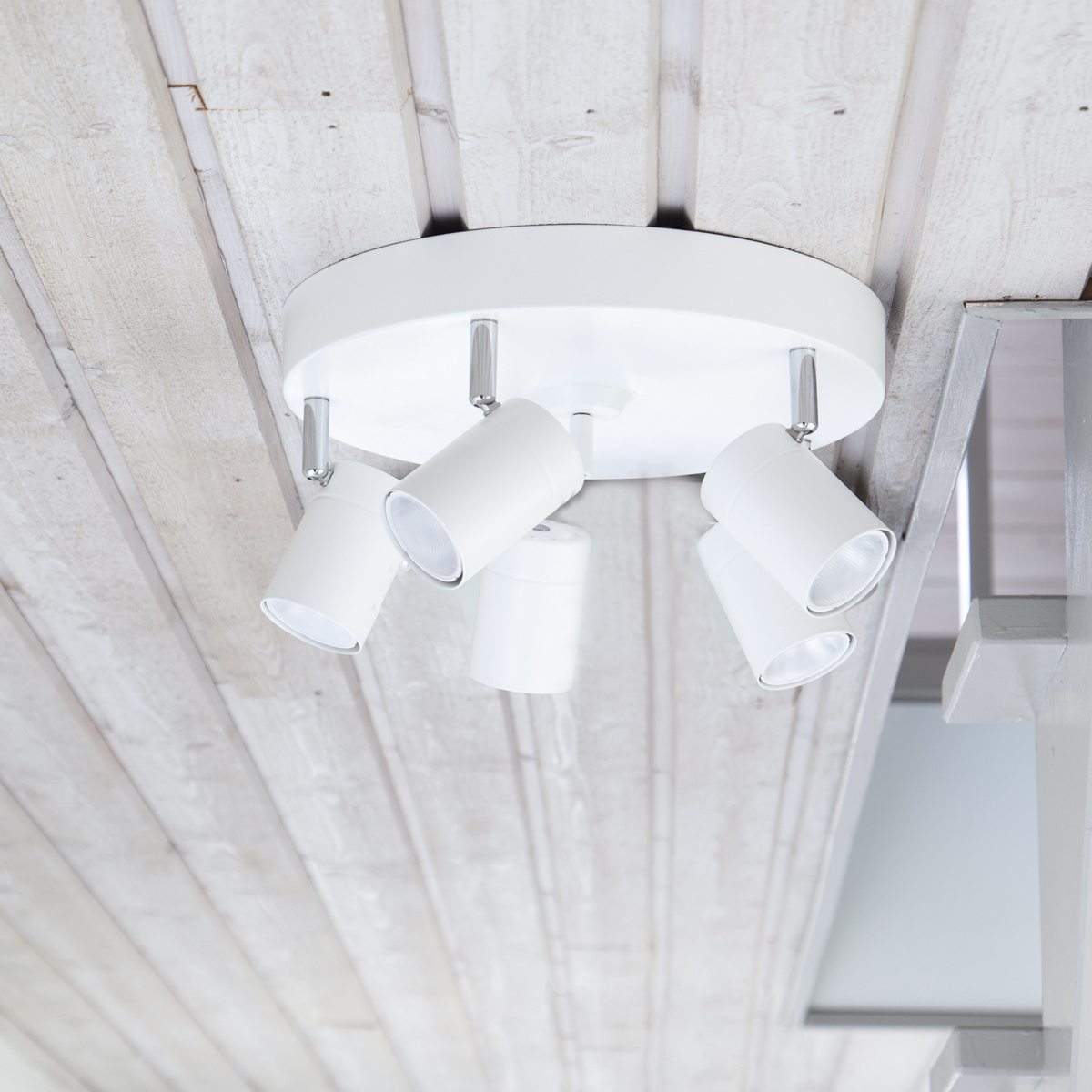 Correct takspot 5-l�g Vit matt