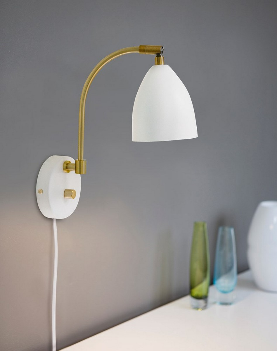 Deluxe v�gglampa svart/m�ssing MR16