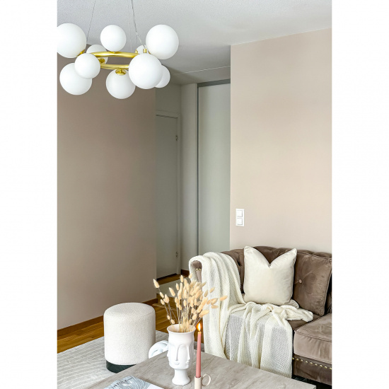 MOLEKYL taklampa rund, matt m�ssing/vit