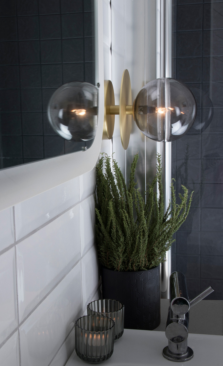 V�gglampa/plafond Art Deco IP44 Borstad m�ssing/r�k