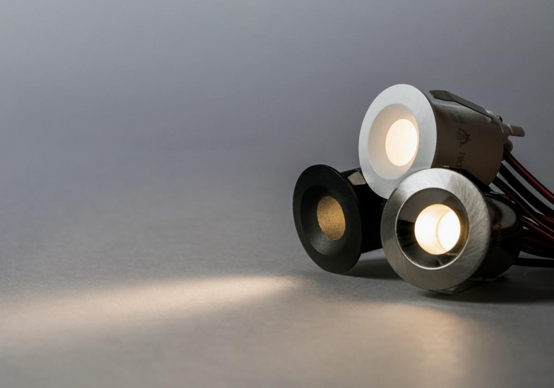 Core Smart 15� Vit 2700K