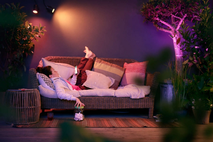 Lily Hue base unit spike black 3x8W 24V