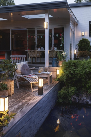 Impress Hue WACA EU pedestal black 2x8W