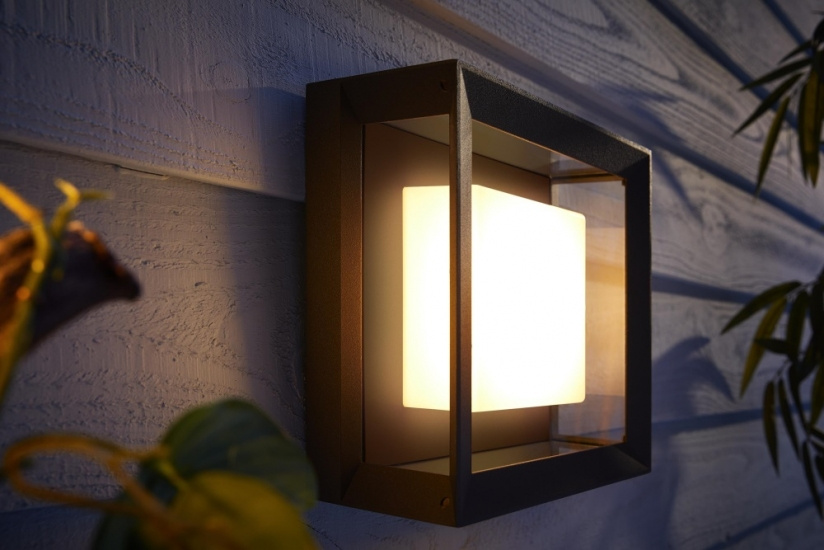 Econic Hue WACA EU square wall lantern