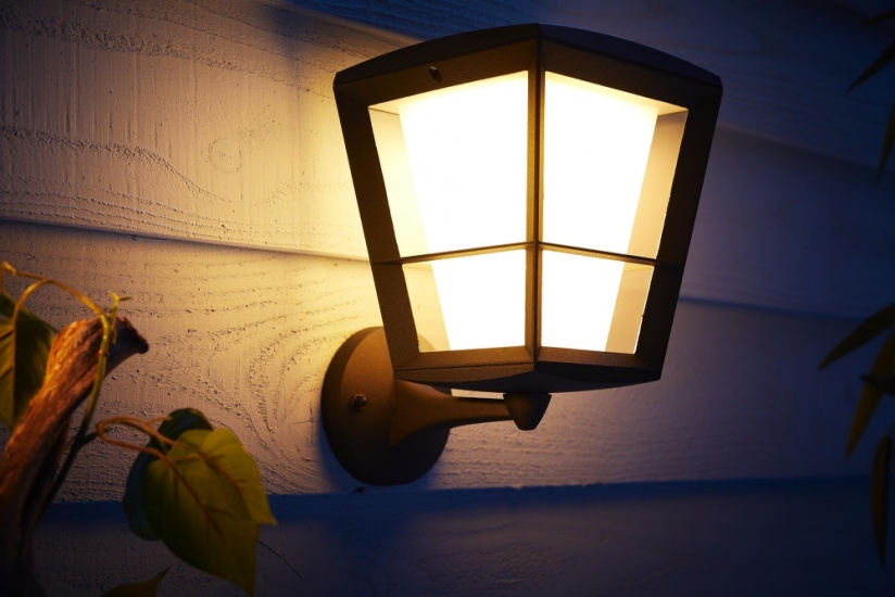 Econic Hue WACA EU up wall lantern black