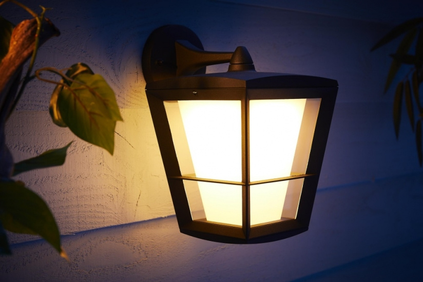 Econic Hue WACA EU down wall lantern