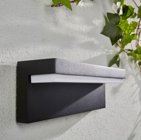 Nyro Hue WACA wall lantern black 1x13.5