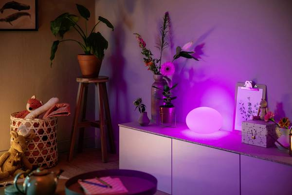 Flourish Hue table EU/UK white 9.5W 230V