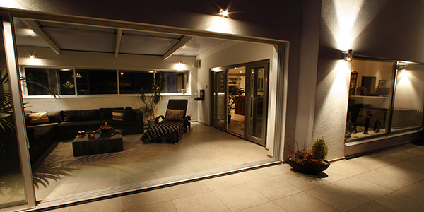 BOK.07 Utomhus V�gg White