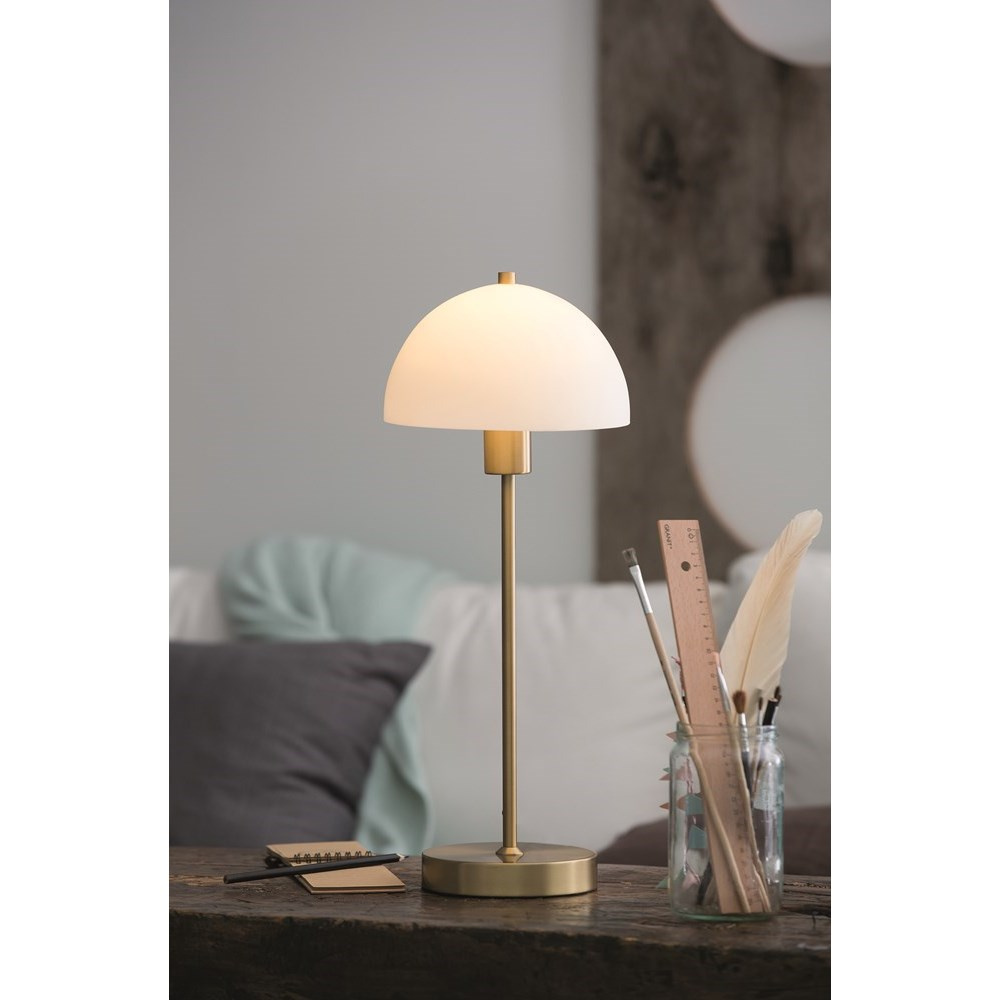 Vienda bordslampa m�ssing/opalglas E14